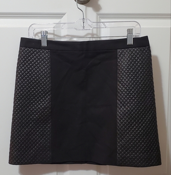 Club Monaco Faux Leather Skirt - Picture 3 of 7